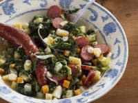 Wirsingtopf mit Mettwürsten Rezept