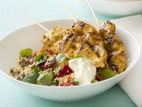 Würzige Hähnchenspieße mit Koriander-Couscous Rezept