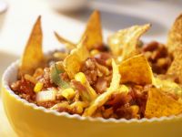 Würziger Hackfleisch-Bohnen-Auflauf mit Nachos Rezept