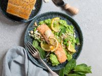 Zitronen-Lachs auf Grana-Padano-Erbsenpüree Rezept
