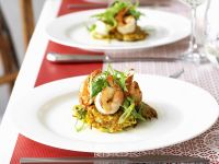 Zucchinipuffer mit Garnelen Rezept