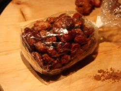 Gebrannte Mandeln können toll verschenkt werden