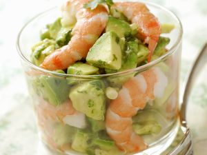 Avocado-Tatar mit Garnelen Rezept