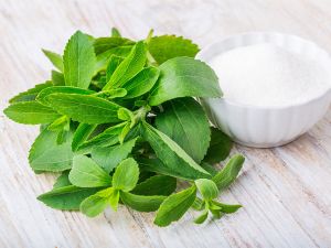 Backen mit Stevia: Süßes Wundermittel oder große Enttäuschung?
