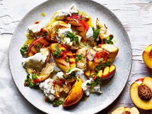 Burrata mit Nektarinen Rezept