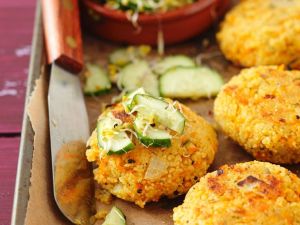 Couscouspuffer mit Salat Rezept