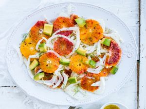 Fruchtiger Fenchel-Orangen-Salat mit Avocado