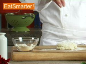 Wie Sie einen Soda-Brotteig optimal glatt kneten