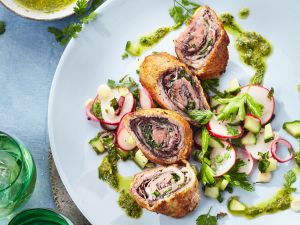 Kalbfleisch-Involtini mit Pancetta