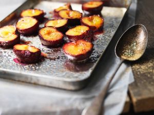Karamell-Pflaumen aus dem Ofen Rezept