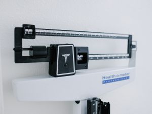 Leichtes Übergewicht: risikoreich oder gesund?