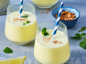 Mango-Lassi-Shake mit Buttermilch Rezept