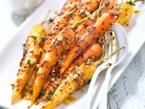 Möhren mit Senf und Ahornsirup Rezept
