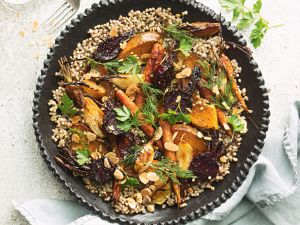 Ofengemüsesalat auf Buchweizen Rezept