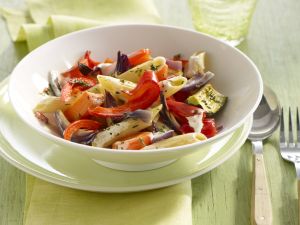 Pasta mit mediterranem Gemüse Rezept