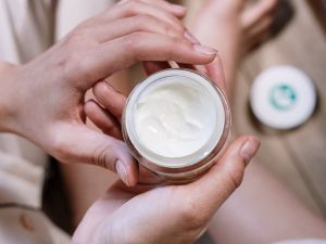 Periorale Dermatitis erkennen und behandeln