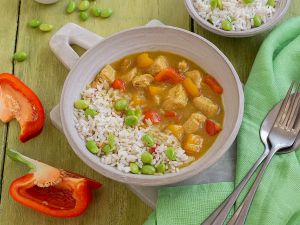 Puten-Mango-Paprika-Curry mit Edamame-Reis Rezept