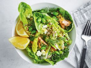 Quinoa-Bowl mit dicken Bohnen und Lachs Rezept