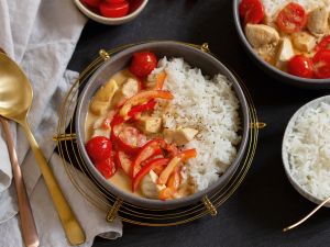 Rotes Thai-Curry mit Hähnchen und Kamalis Rezept