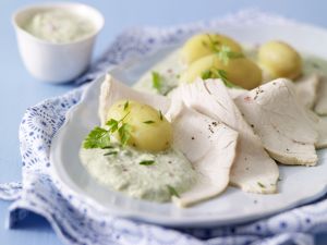 Osteressen mit Geflügel