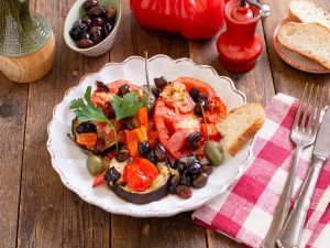 Sizilianische Caponata mit Leccino Oliven Rezept