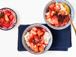 Vanille-Milchreis mit Pflaumen-Apfel-Grütze Rezept