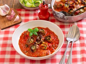 Zucchini-Involtini-Auflauf mit Olivenpaste Rezept