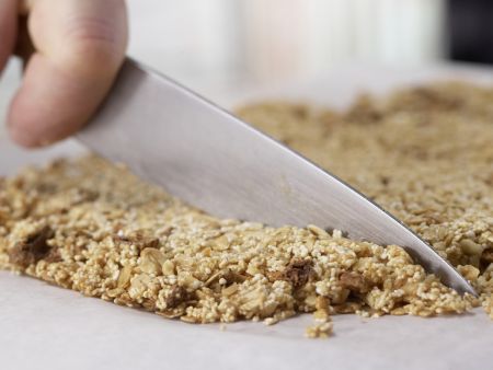 Ananas-Amaranth-Riegel Zubereitung Schritt 6 Ananas-Amaranth-Riegel Zubereitung Schritt 6