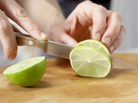 Apfel-Bananen-Mix Zubereitung Schritt 2 Apfel-Bananen-Mix Zubereitung Schritt 2