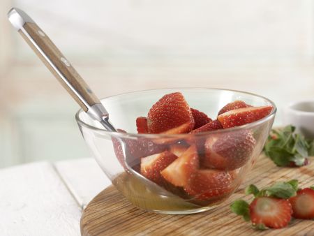 Apfel-Rhabarber-Gelee Zubereitung Schritt 6 Apfel-Rhabarber-Gelee Zubereitung Schritt 6