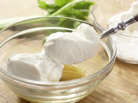 Apfel-Sellerie-Brotaufstrich Zubereitung Schritt 1 Apfel-Sellerie-Brotaufstrich Zubereitung Schritt 1