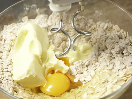 Apfel-Walnuss-Schnitten Zubereitung Schritt 3 Apfel-Walnuss-Schnitten Zubereitung Schritt 3