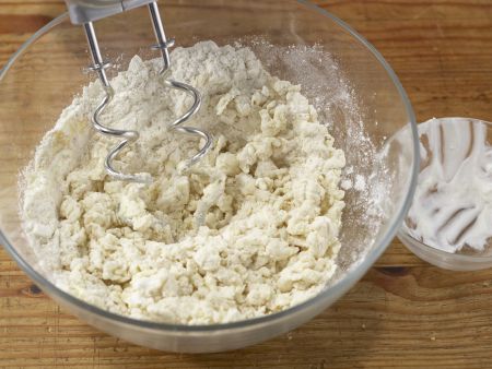 Aprikosen-Joghurt-Tarte Zubereitung Schritt 2 Aprikosen-Joghurt-Tarte Zubereitung Schritt 2
