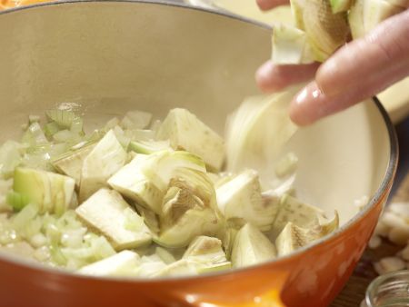 Artischocken-Cremesuppe Zubereitung Schritt 5 Artischocken-Cremesuppe Zubereitung Schritt 5