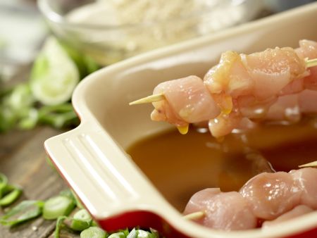Asiatische Hähnchenspieße Zubereitung Schritt 10 Asiatische Hähnchenspieße Zubereitung Schritt 10