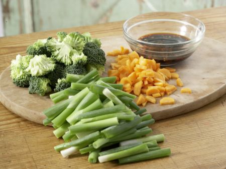 Asiatisches Fondue Zubereitung Schritt 4 Asiatisches Fondue Zubereitung Schritt 4