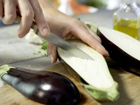 Auberginen-Bruschetta Zubereitung Schritt 2 Auberginen-Bruschetta Zubereitung Schritt 2