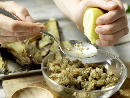 Auberginen-Bruschetta Zubereitung Schritt 6 Auberginen-Bruschetta Zubereitung Schritt 6
