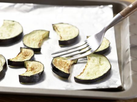 Auberginenbrei mit Zwieback Zubereitung Schritt 3 Auberginenbrei mit Zwieback Zubereitung Schritt 3