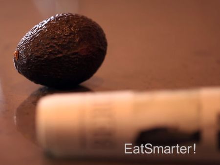 Avocado schneller reifen lassen