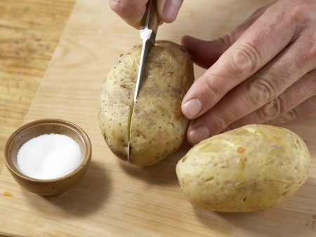 Backkartoffel mit Mangoldgemüse Zubereitung Schritt 7 Backkartoffel mit Mangoldgemüse Zubereitung Schritt 7