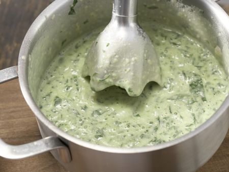 Bärlauch-Schaum mit Buchweizenklößen Zubereitung Schritt 10 Bärlauch-Schaum mit Buchweizenklößen Zubereitung Schritt 10