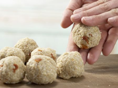 Bärlauch-Schaum mit Buchweizenklößen Zubereitung Schritt 7 Bärlauch-Schaum mit Buchweizenklößen Zubereitung Schritt 7