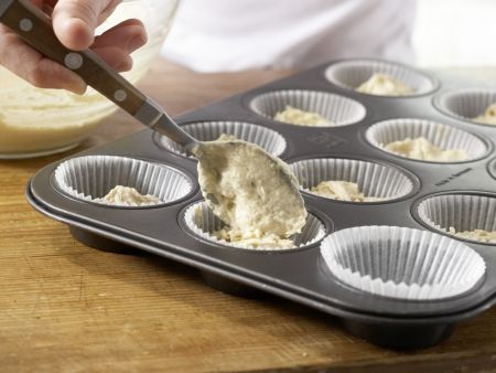 Baiser-Muffins mit Brombeeren Zubereitung Schritt 5 Baiser-Muffins mit Brombeeren Zubereitung Schritt 5