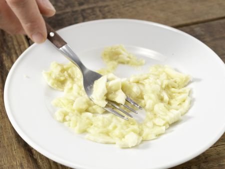 Bananen-Mandel-Brei mit Bulgur Zubereitung Schritt 3 Bananen-Mandel-Brei mit Bulgur Zubereitung Schritt 3