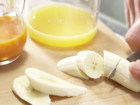 Bananen-Möhren-Saft Zubereitung Schritt 2 Bananen-Möhren-Saft Zubereitung Schritt 2