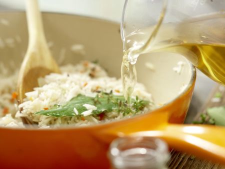 Basmatireis mit Krebsfleisch Zubereitung Schritt 5 Basmatireis mit Krebsfleisch Zubereitung Schritt 5