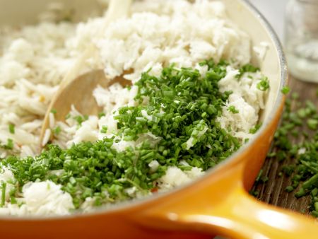 Basmatireis mit Krebsfleisch Zubereitung Schritt 6 Basmatireis mit Krebsfleisch Zubereitung Schritt 6
