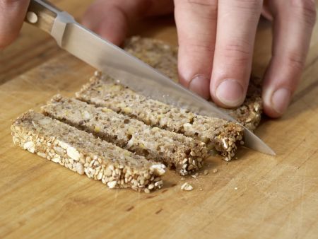 Beerenquark mit Brotsticks Zubereitung Schritt 3 Beerenquark mit Brotsticks Zubereitung Schritt 3