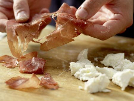Birnen-Pizza mit Bündner Fleisch Zubereitung Schritt 8 Birnen-Pizza mit Bündner Fleisch Zubereitung Schritt 8